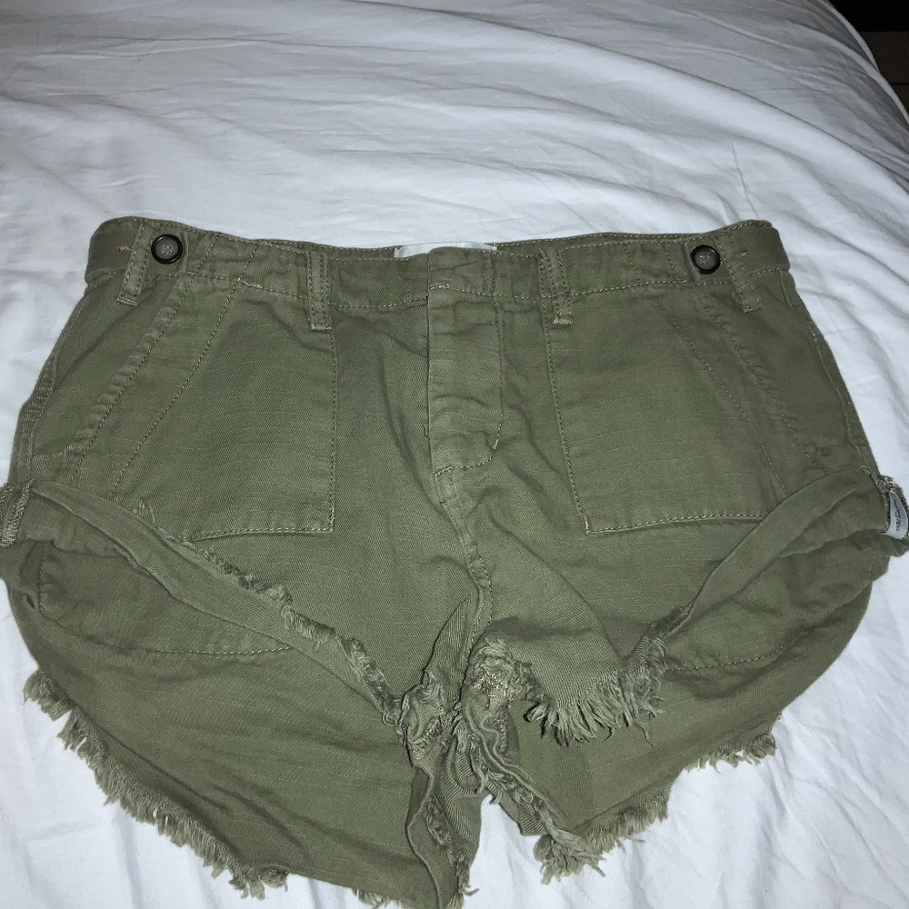 Baggy olive one teaspoon